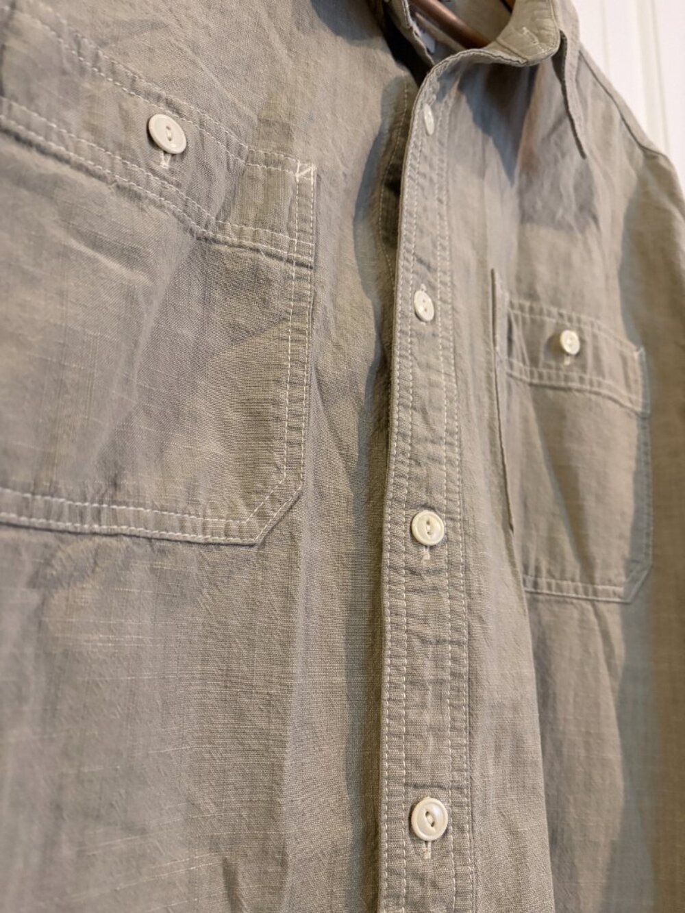Chambray Utility Shirt - Flint and Tinder - Picture 5 of 6